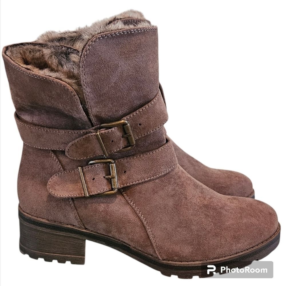Women's White Mountain Chastity Moto Style Ankle Boots Size 7.5M